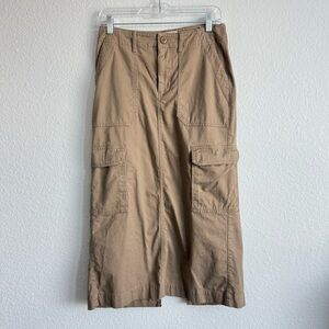Universal Thread tan cargo midi skirt